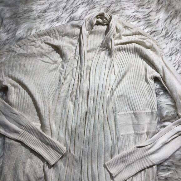 Daisy Fuentes white tone medium long drapey ribbed boho cardigan sweater - Picture 5 of 7